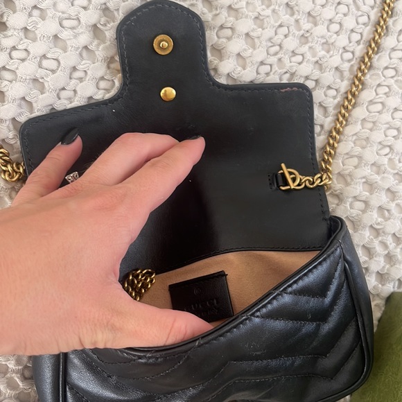 Almost new weared couple of times . Gucci bag with gold chain and dust bag - Picture 3 of 5